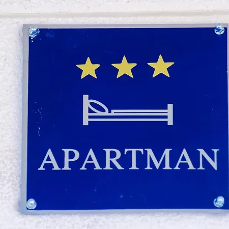 Anamarija Apartament *