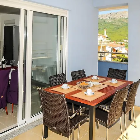 Anamarija Apartament *