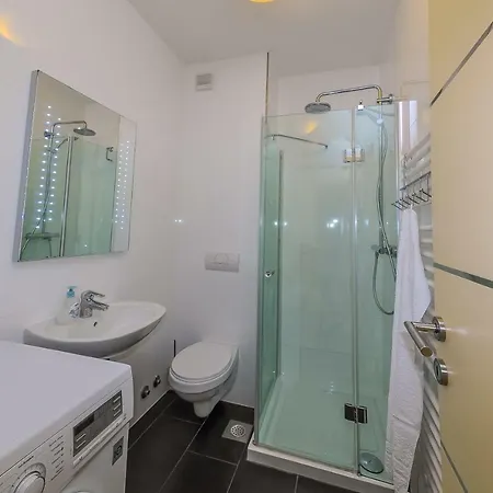 Apartament Anamarija *