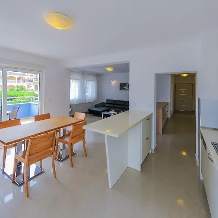 Anamarija Apartman Split