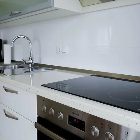 Apartament Anamarija *