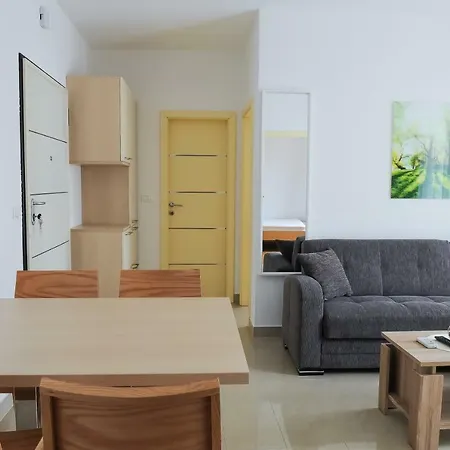 Apartament Anamarija *