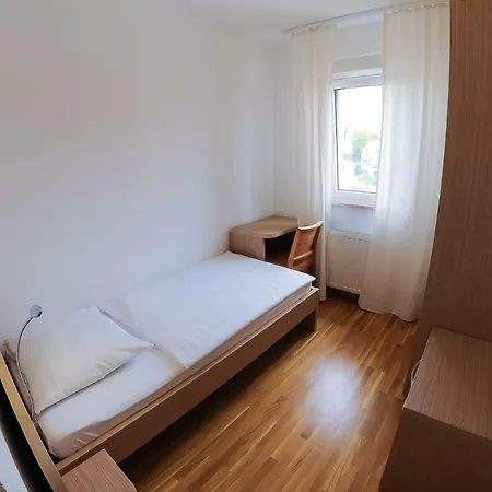 Anamarija Apartman