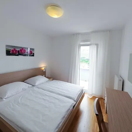 Anamarija Apartman Split